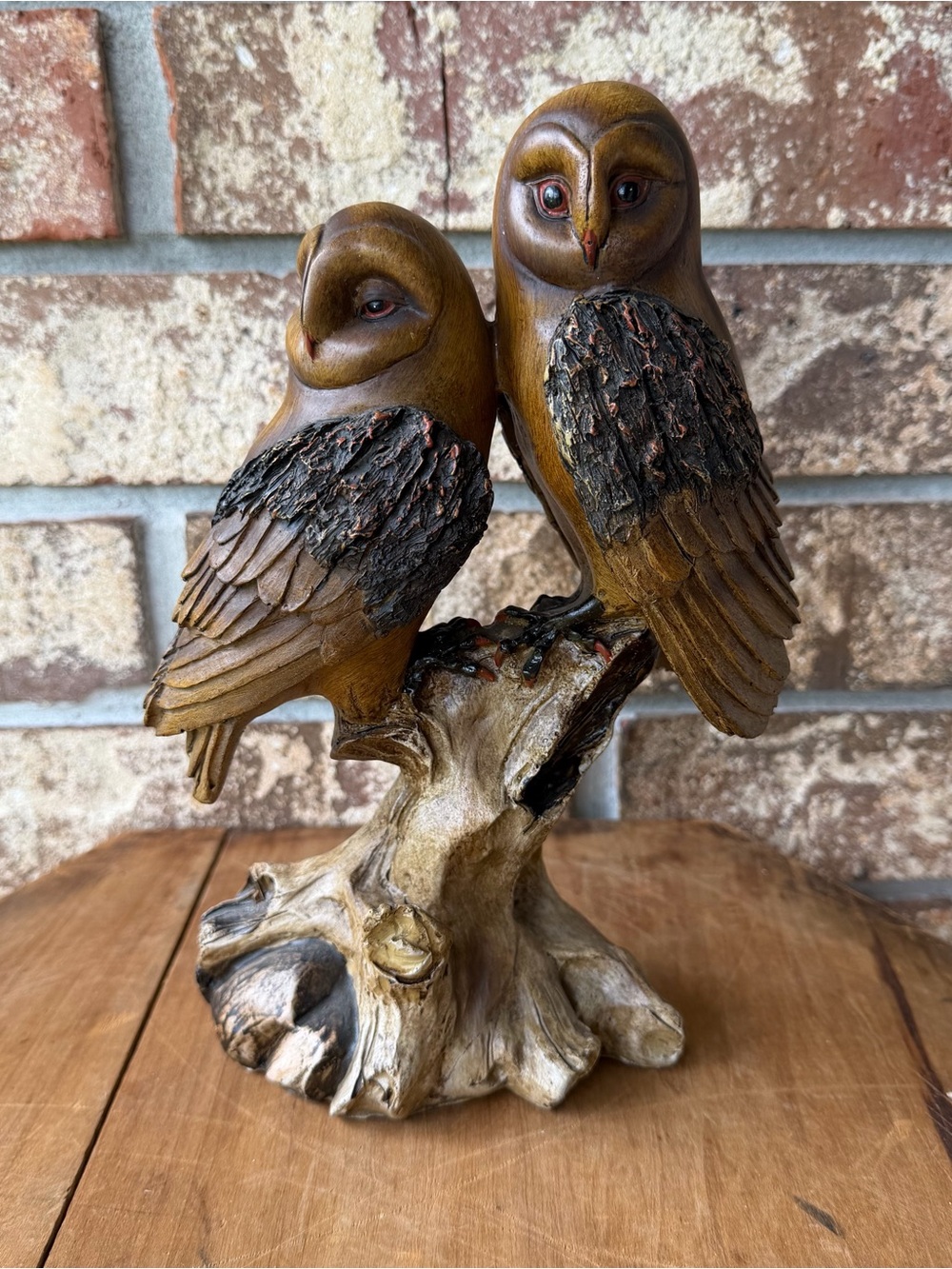 Garden Ridge Barn Owls Sculpture Wood Looking Resin 10” Tall Beautiful Condition